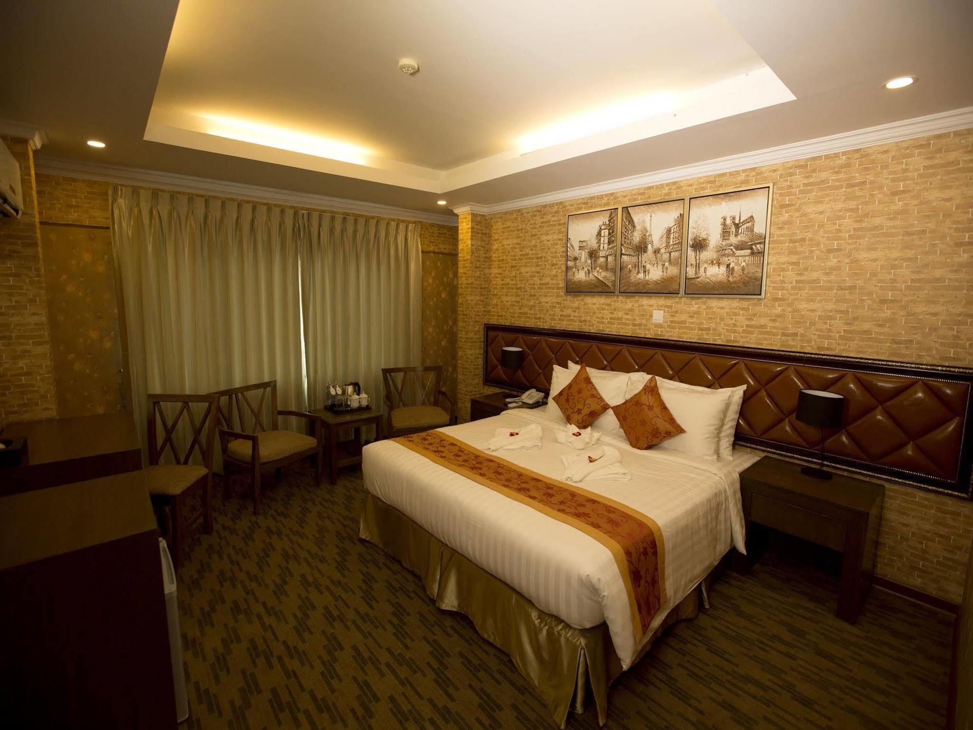 Royal Taunggyi Hotel Exterior foto